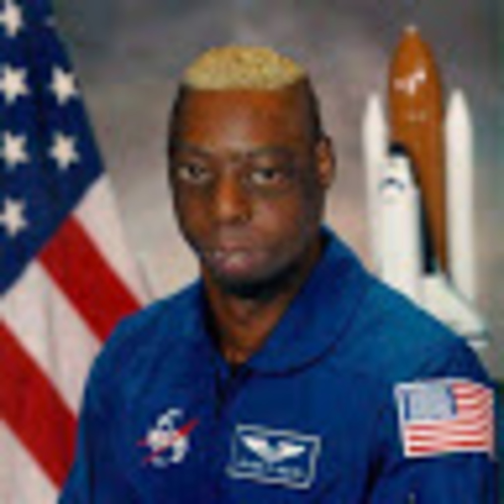 Meet your Posher, Louis